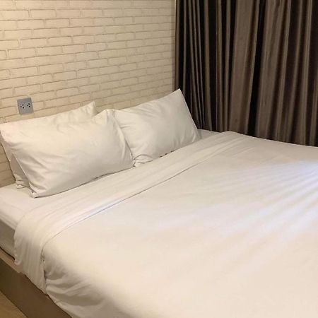 Cr.Hotel Makkasan Exterior photo